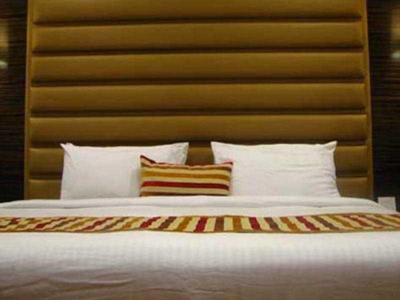 Levender Bough Otel Mumbai Dış mekan fotoğraf