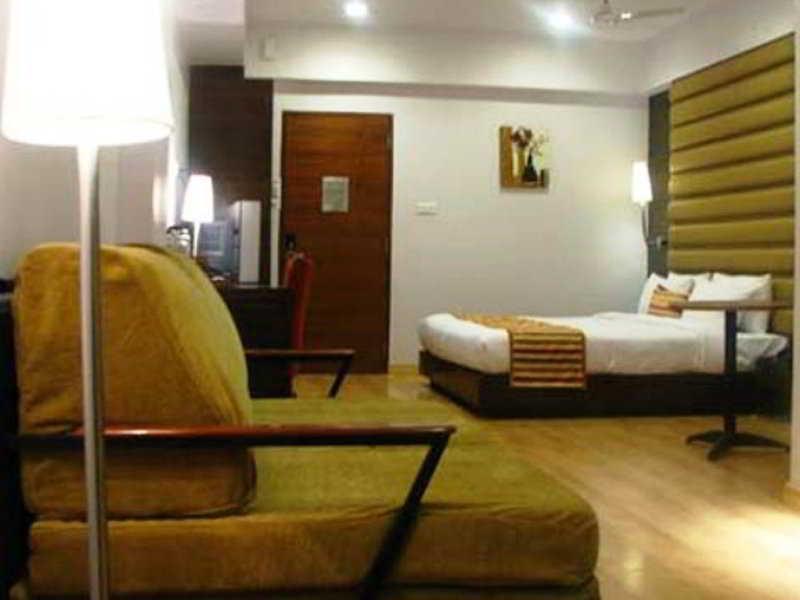 Levender Bough Otel Mumbai Dış mekan fotoğraf